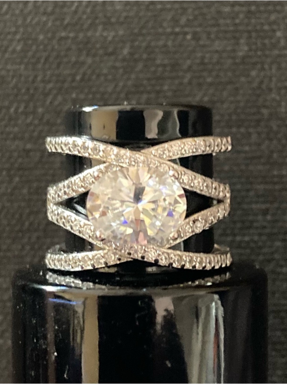 Moissanite Diamond Crisscross Ring